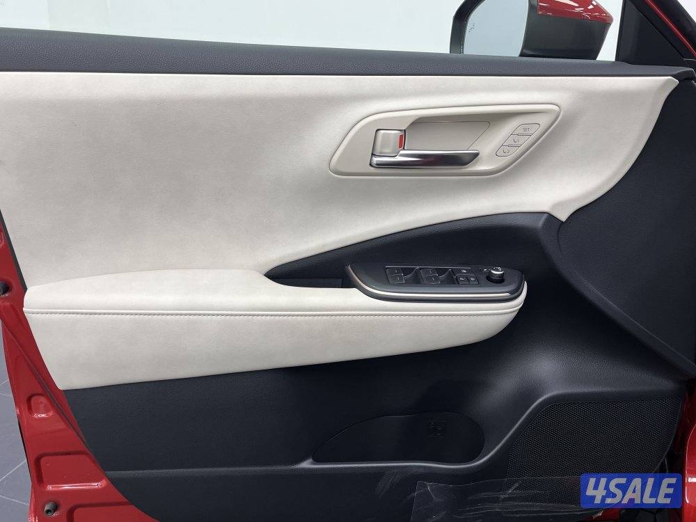 TOYOTA CROWN 23CN-2.5-CROWN-HEV10