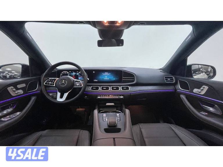 Mercedes-Benz GLE SUV11