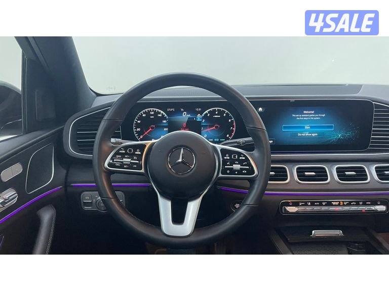 Mercedes-Benz GLE SUV12