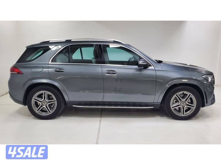 Mercedes-Benz GLE SUV4