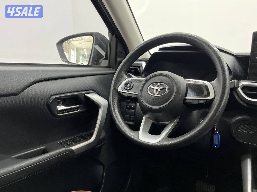 TOYOTA RAIZE 1.0L TURBO STD OPTION11