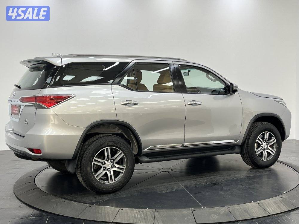 TOYOTA FORTUNER_N 4 CYL 4X4 HIGH OPTION14