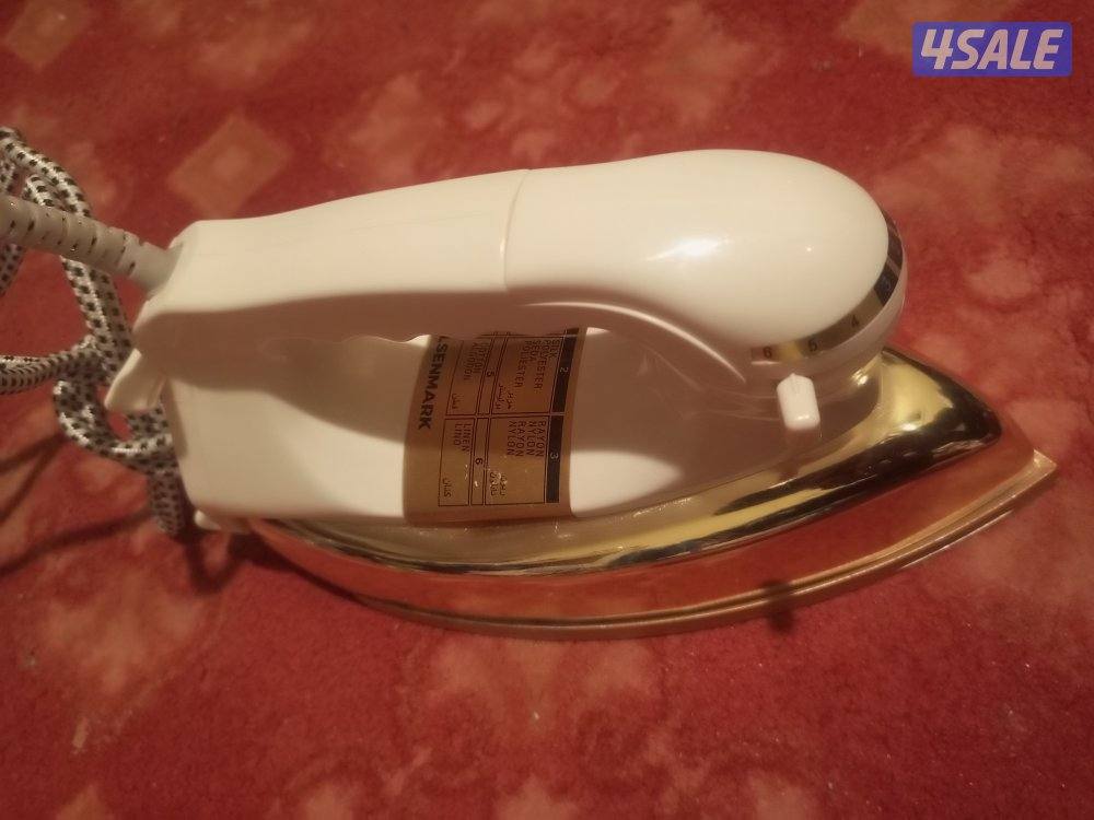 مكواة ملابس أولسنمارك – حالة ممتازة 🔥
📌 النوع: مكواة ملابس جافة
📌 ا1