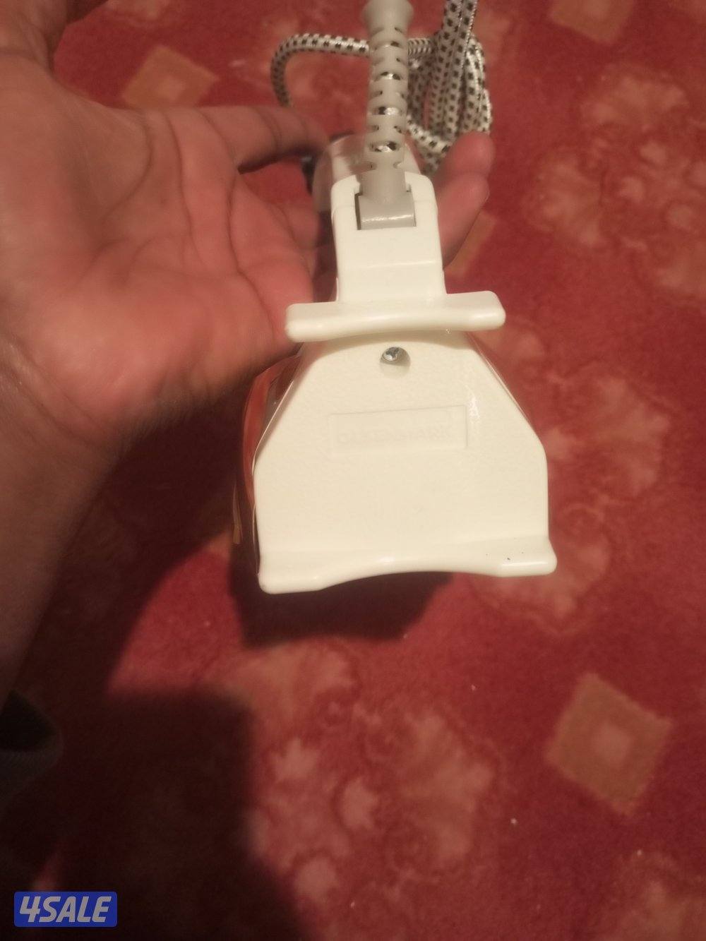 مكواة ملابس أولسنمارك – حالة ممتازة 🔥
📌 النوع: مكواة ملابس جافة
📌 ا5