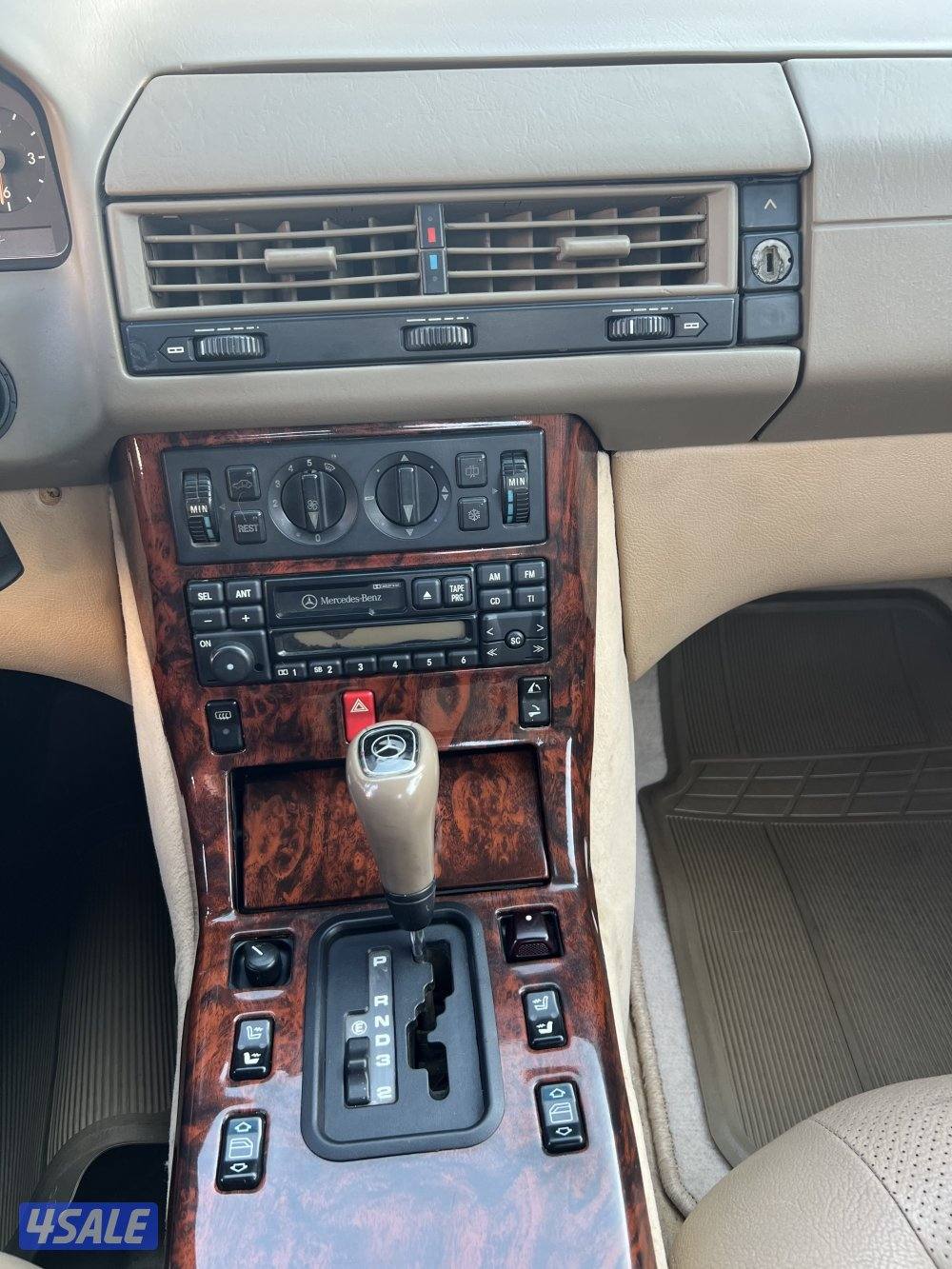 مرسيدس 300SL-2410