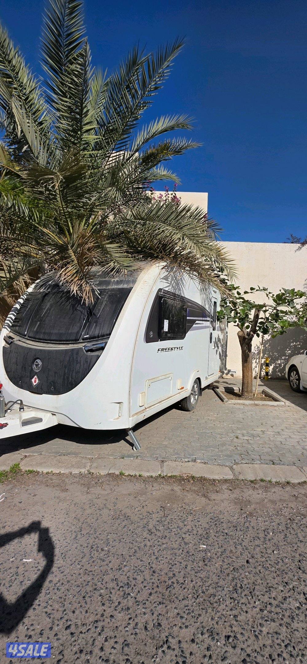 للبيع كرفان بريطاني جديد0