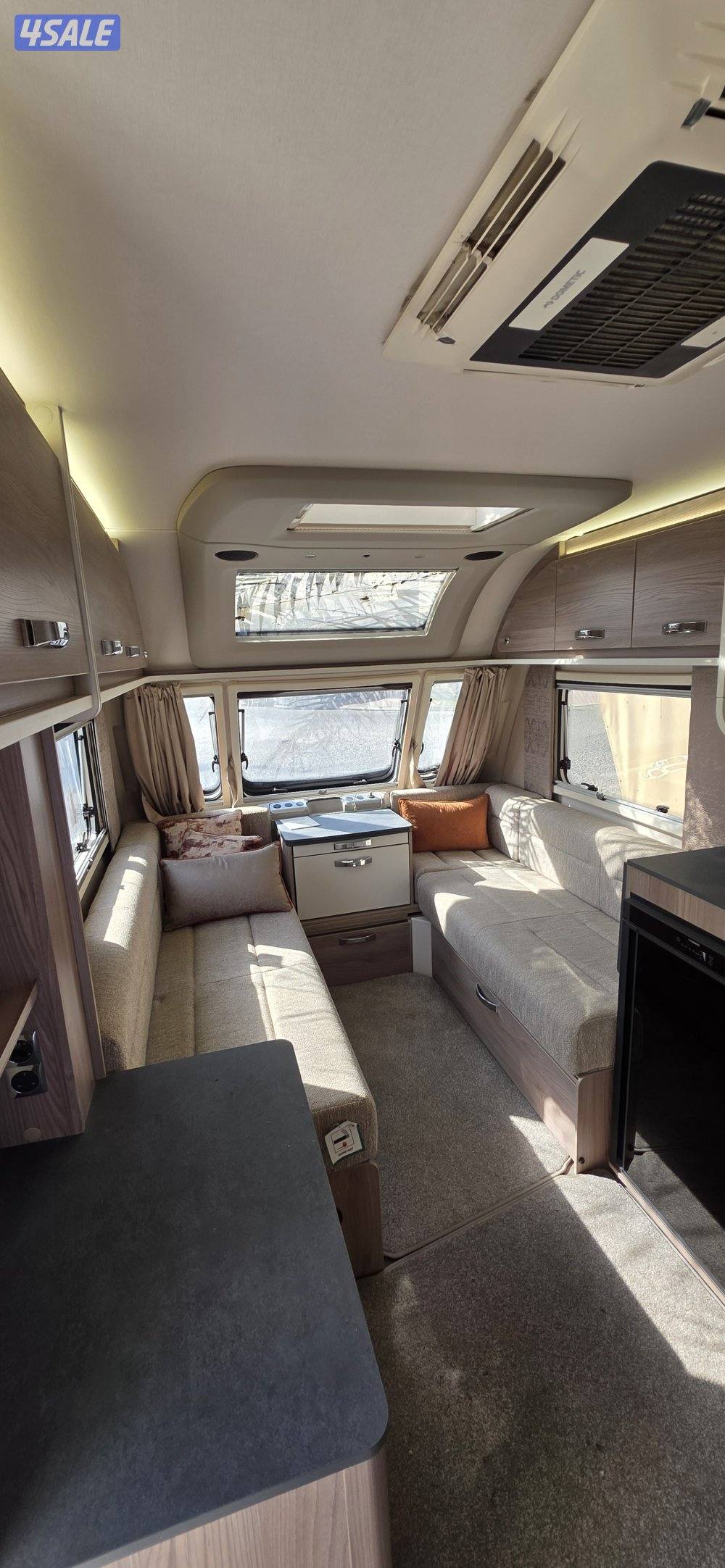 للبيع كرفان بريطاني جديد1