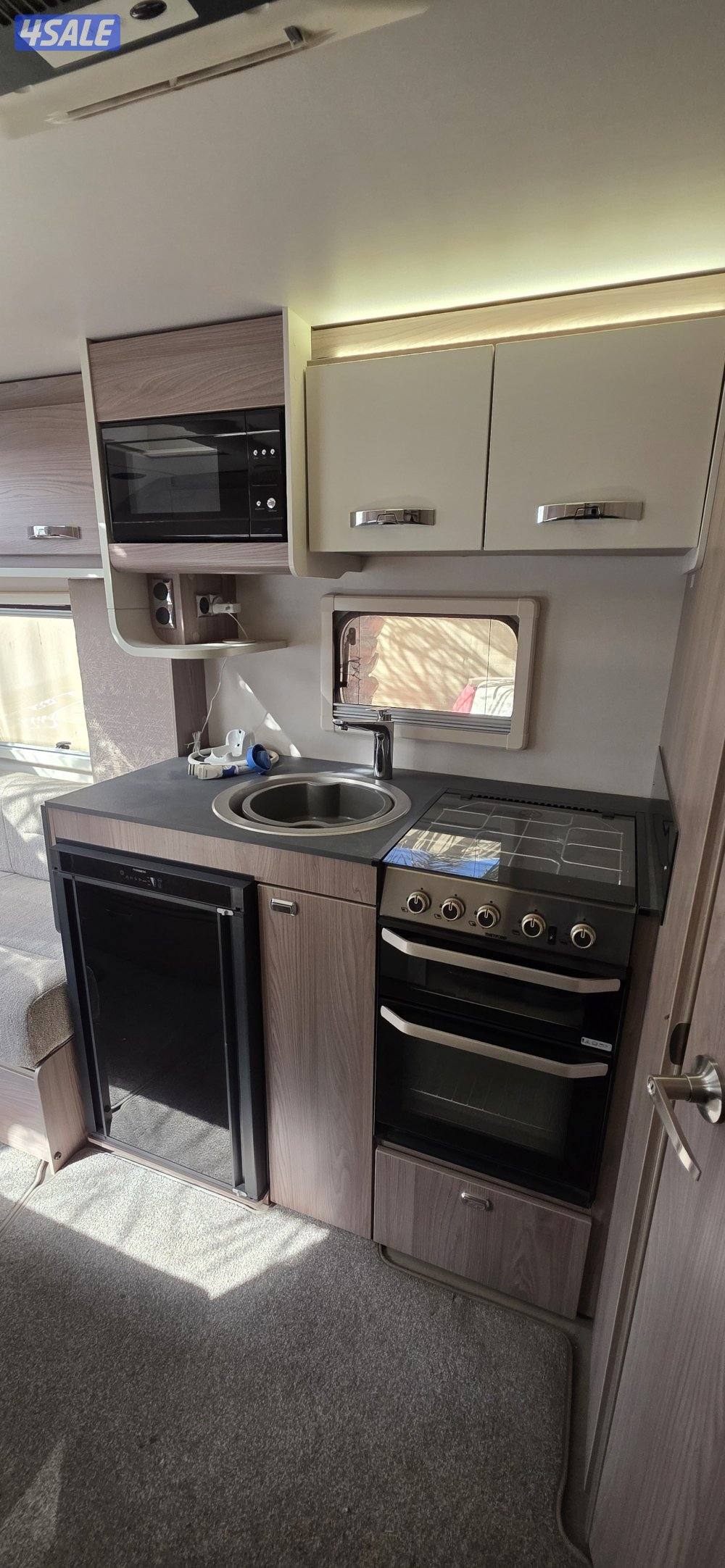 للبيع كرفان بريطاني جديد10