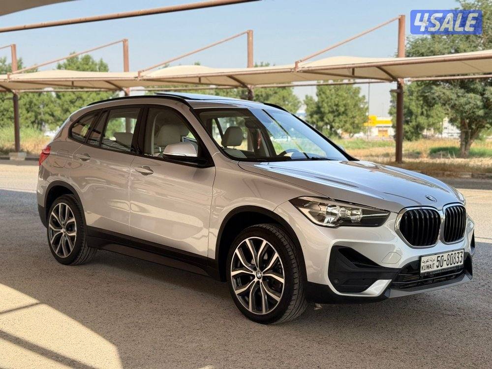 للبيع BMW X1 بحالة الوكاله3