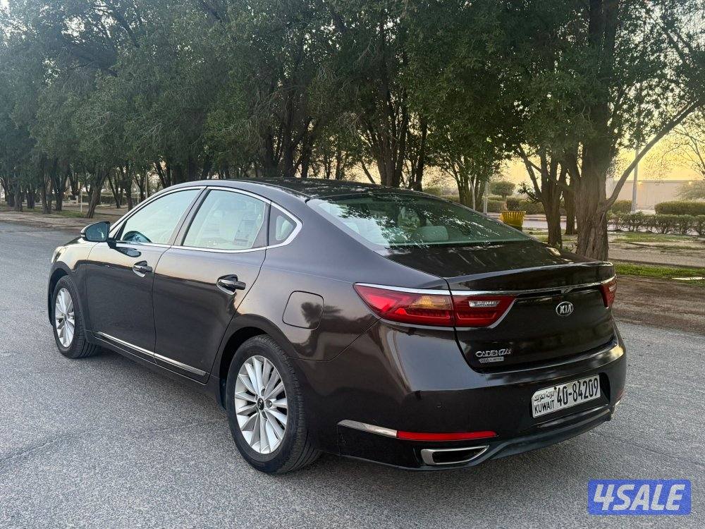 للبيع كيا كادينزا موديل2017 وارد الوكاله2