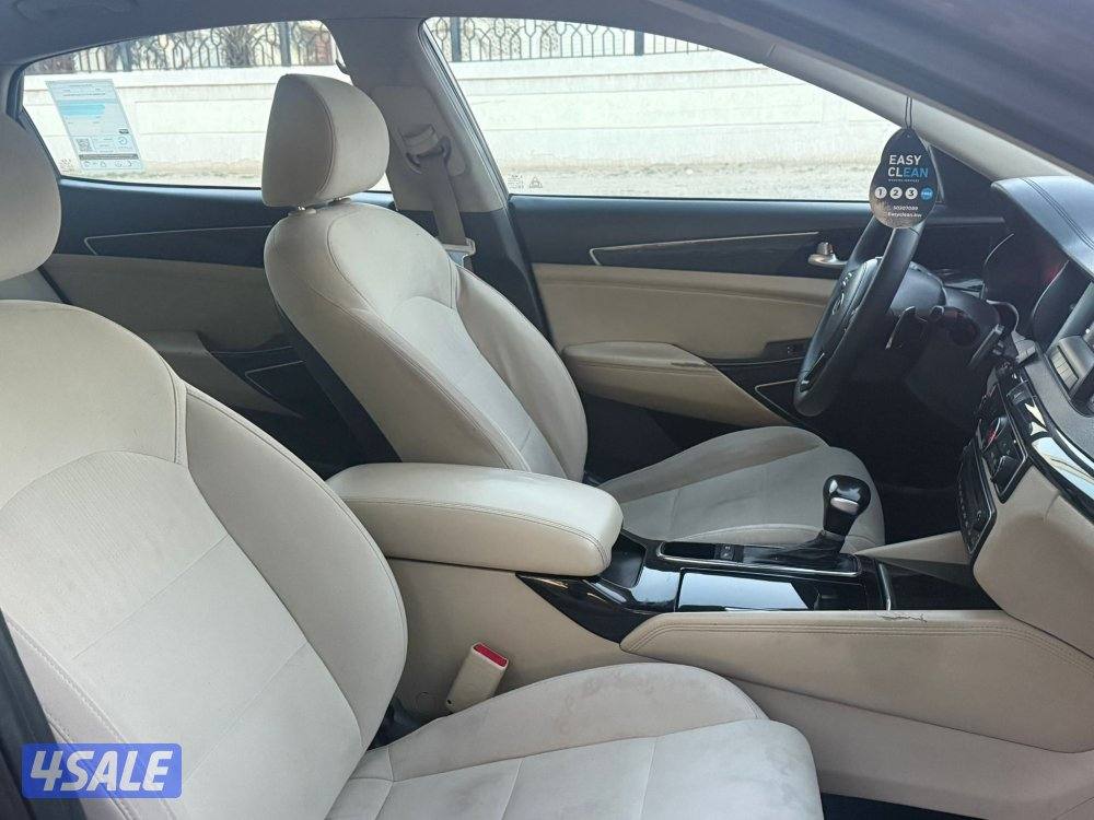 للبيع كيا كادينزا موديل2017 وارد الوكاله5