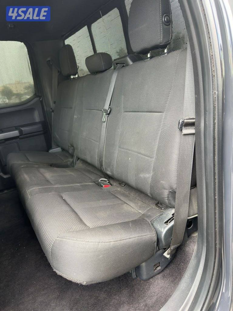 وانيت XLT
سلندر 813