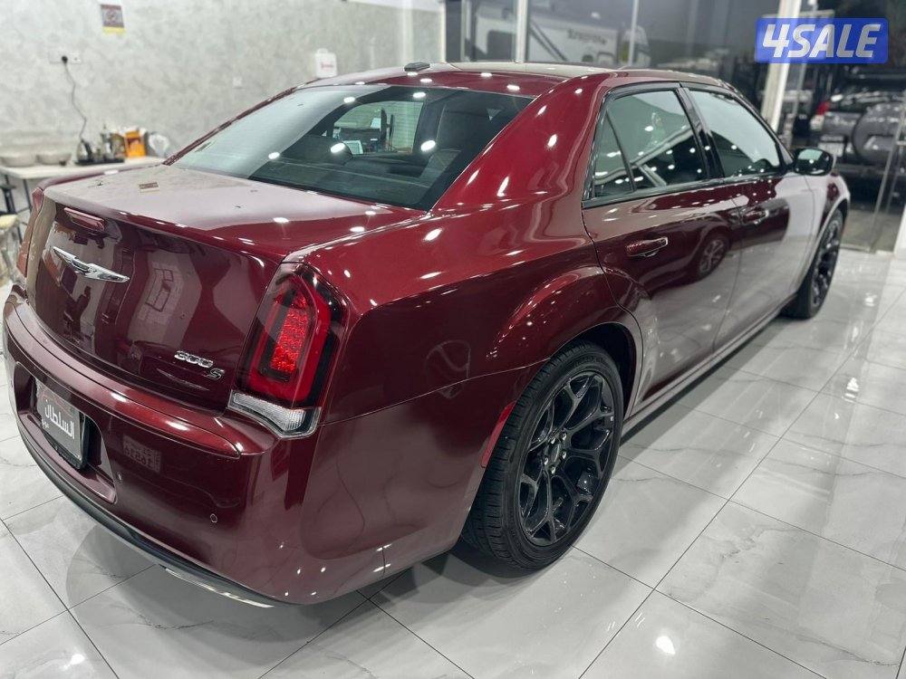 كرايزلر C300 S موديل ٢٠٢١ وارد الوكاله ماشي ٢١ ألف كم3