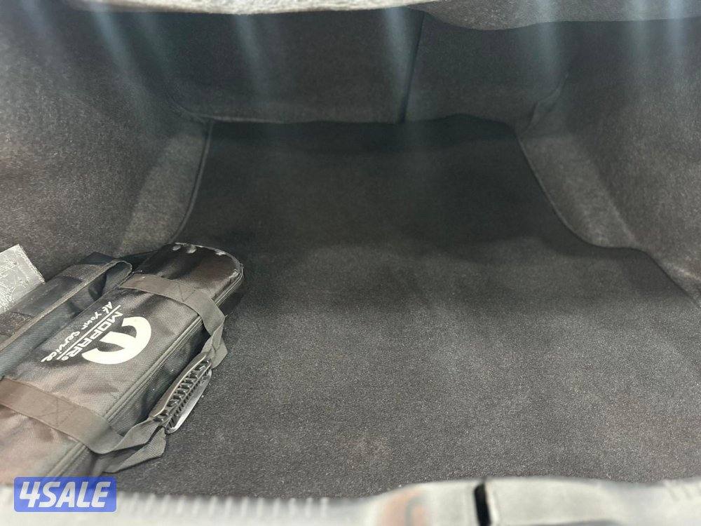 كرايزلر C300 S موديل ٢٠٢١ وارد الوكاله ماشي ٢١ ألف كم8