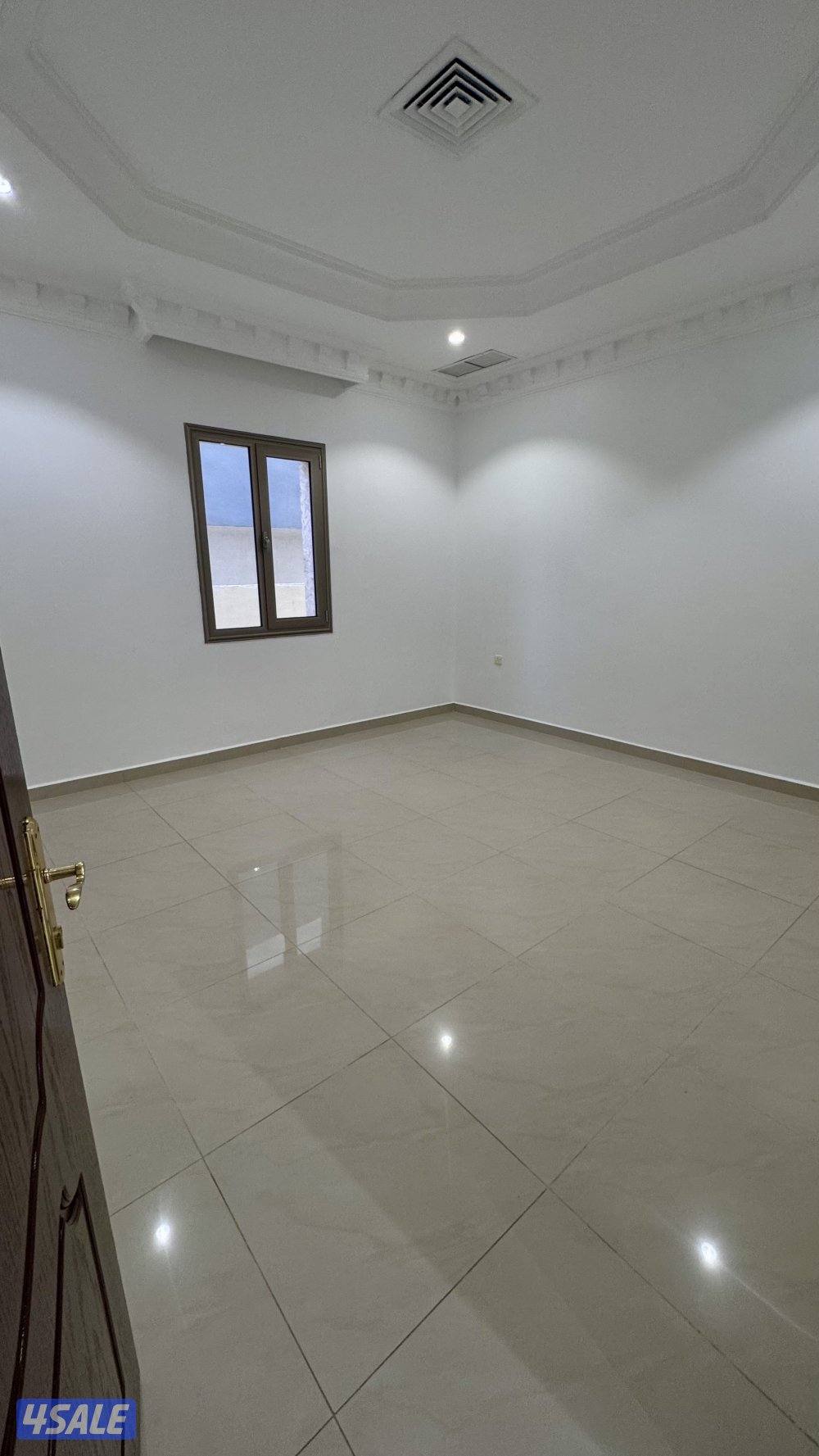 شقة للايجار من المالك مباشرة- ٣ غرف4