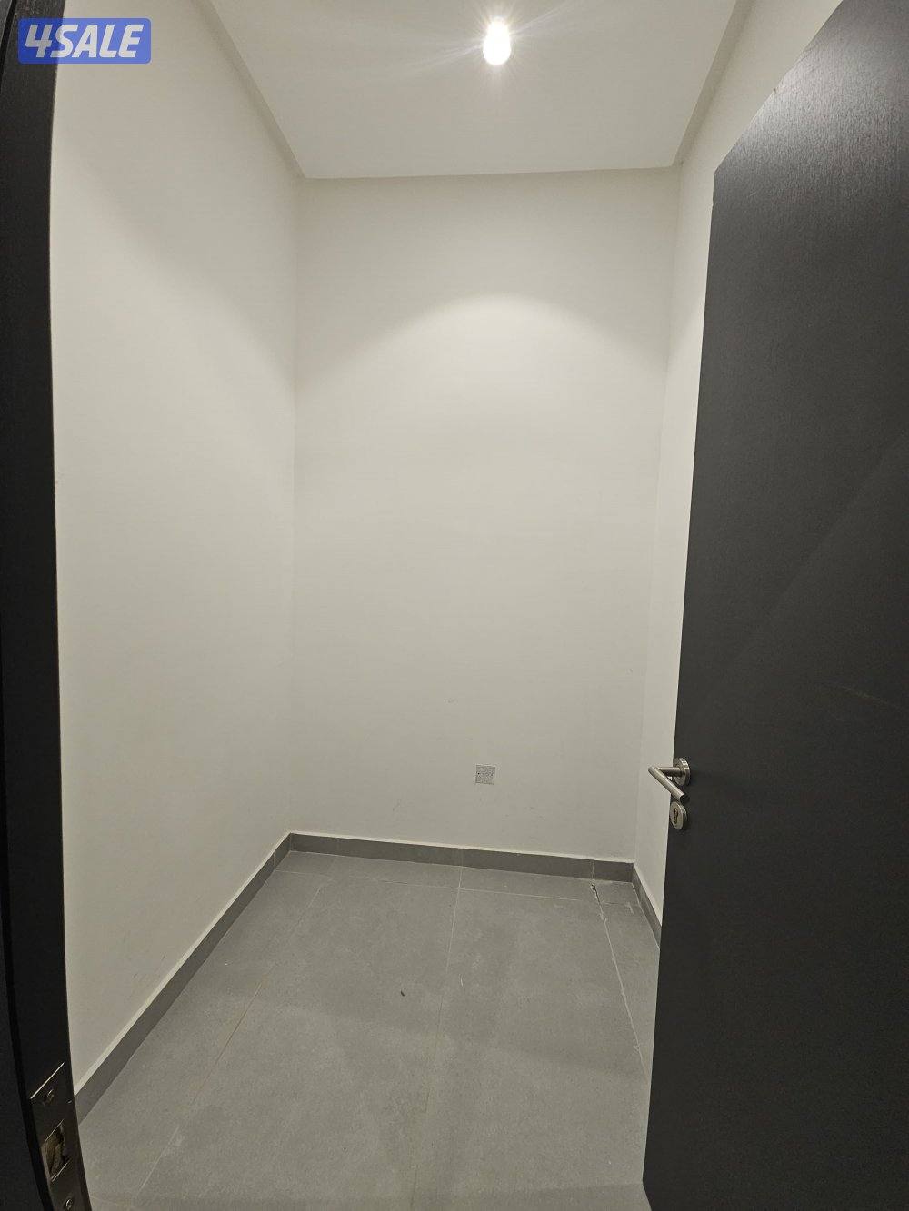 للإيجار شقة فاخرة أرضي أول ساكن بسلوى ق١١ موقع مميز جدا11