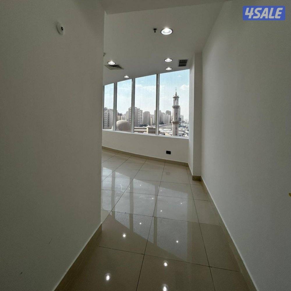 مكتب تجاري مع فترة سماح للإيجار في الفروانية0