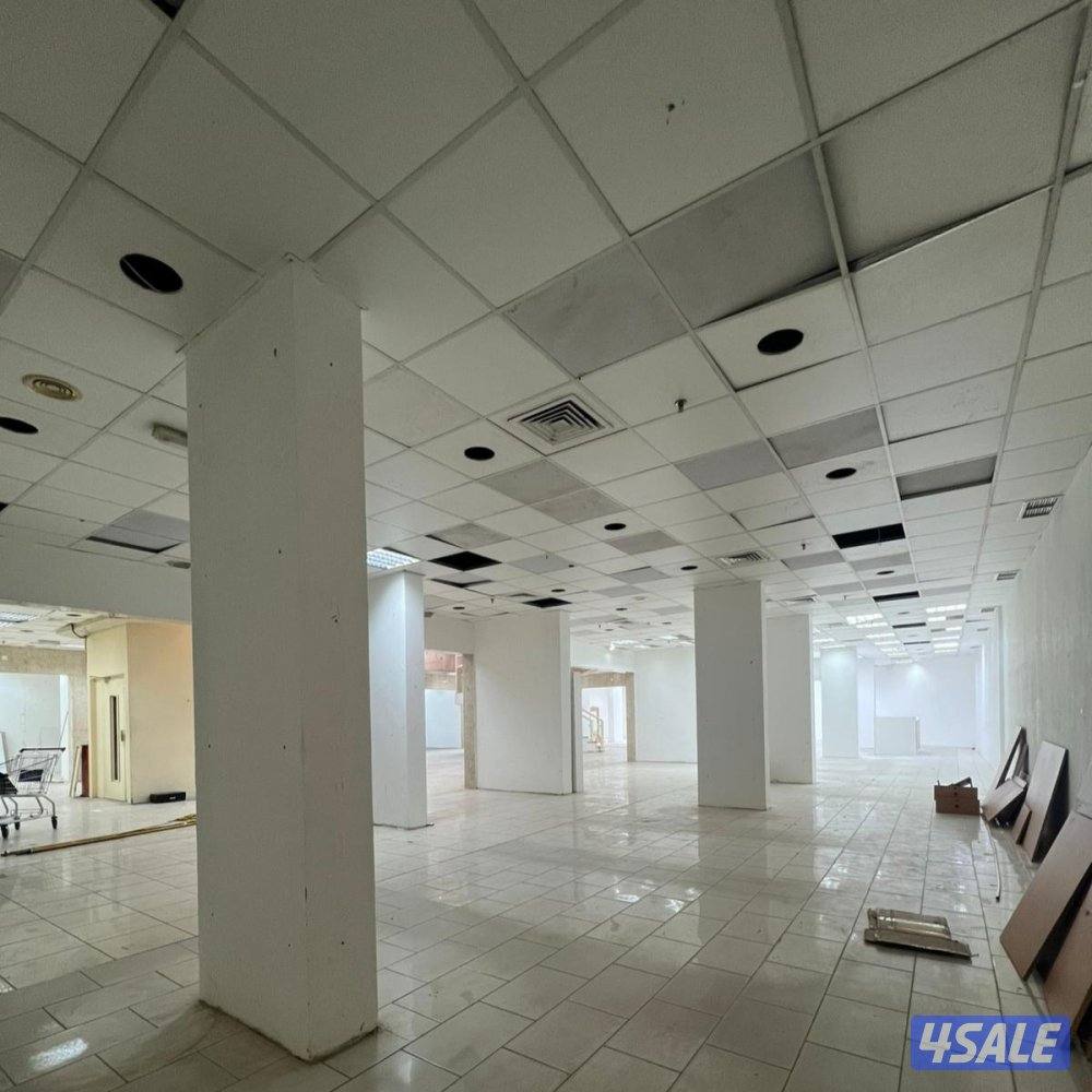 دور كامل سرداب تجاري للإيجار في الفروانية4