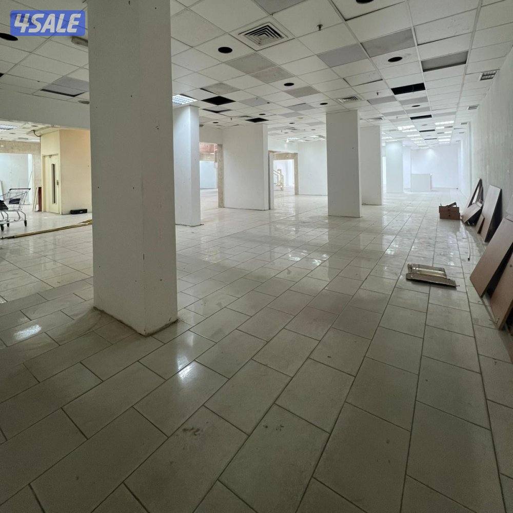 دور كامل سرداب تجاري للإيجار في الفروانية6