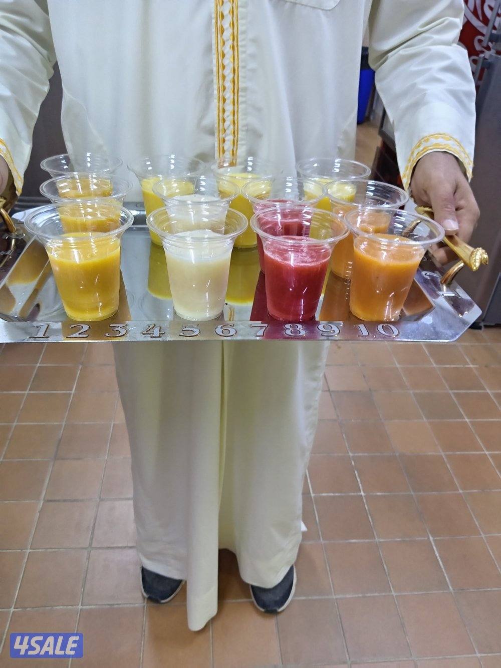 قهوجيه وصبابين قهوة لجميع مناطق الكويت وخدمة فالية باركن وقهوجيه وصباب9