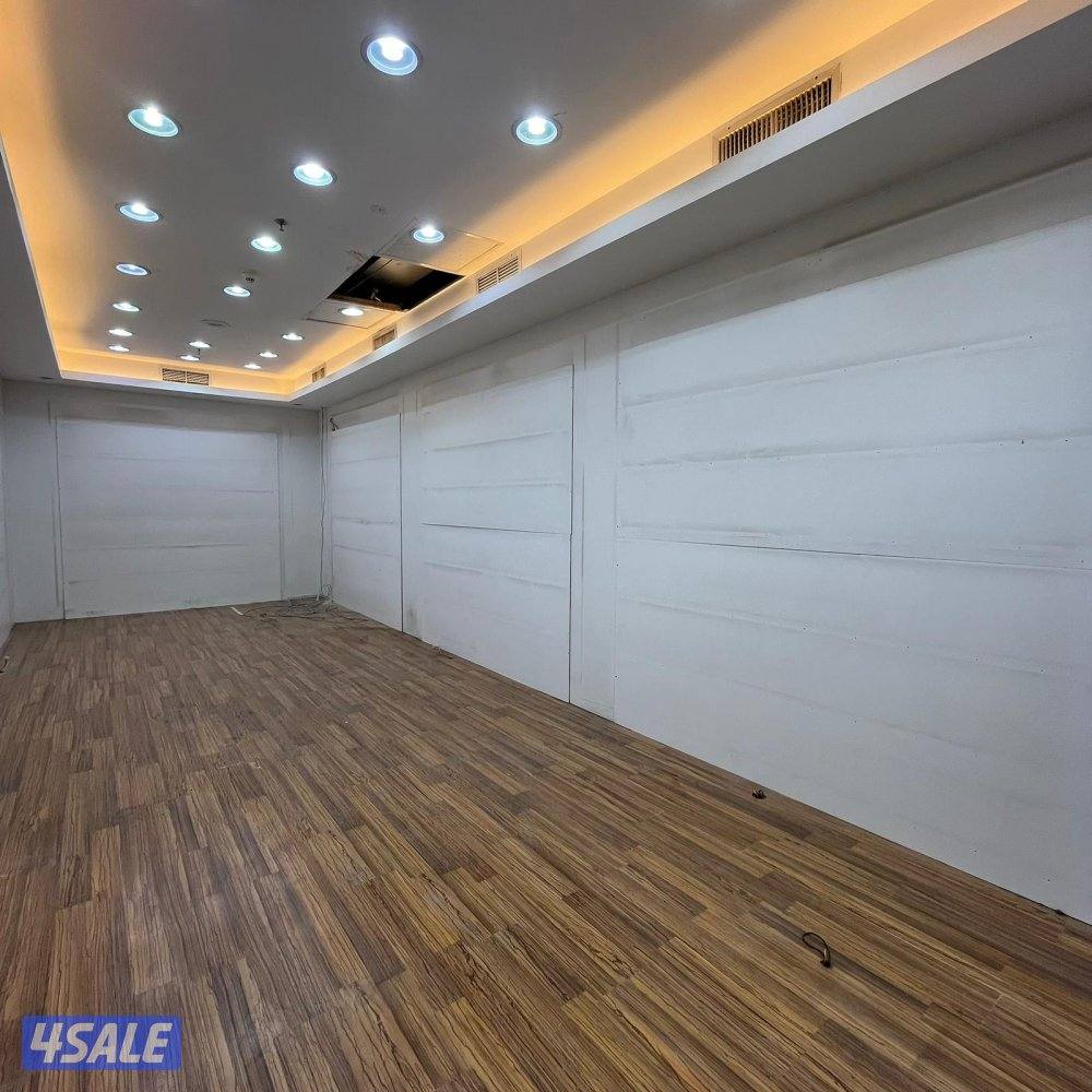 محل تجاري للإيجار في خيطان .1