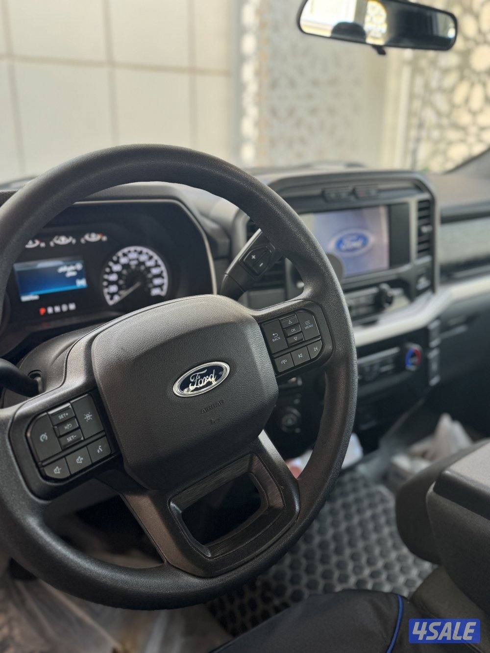 للبيع وانيت فورد 1501