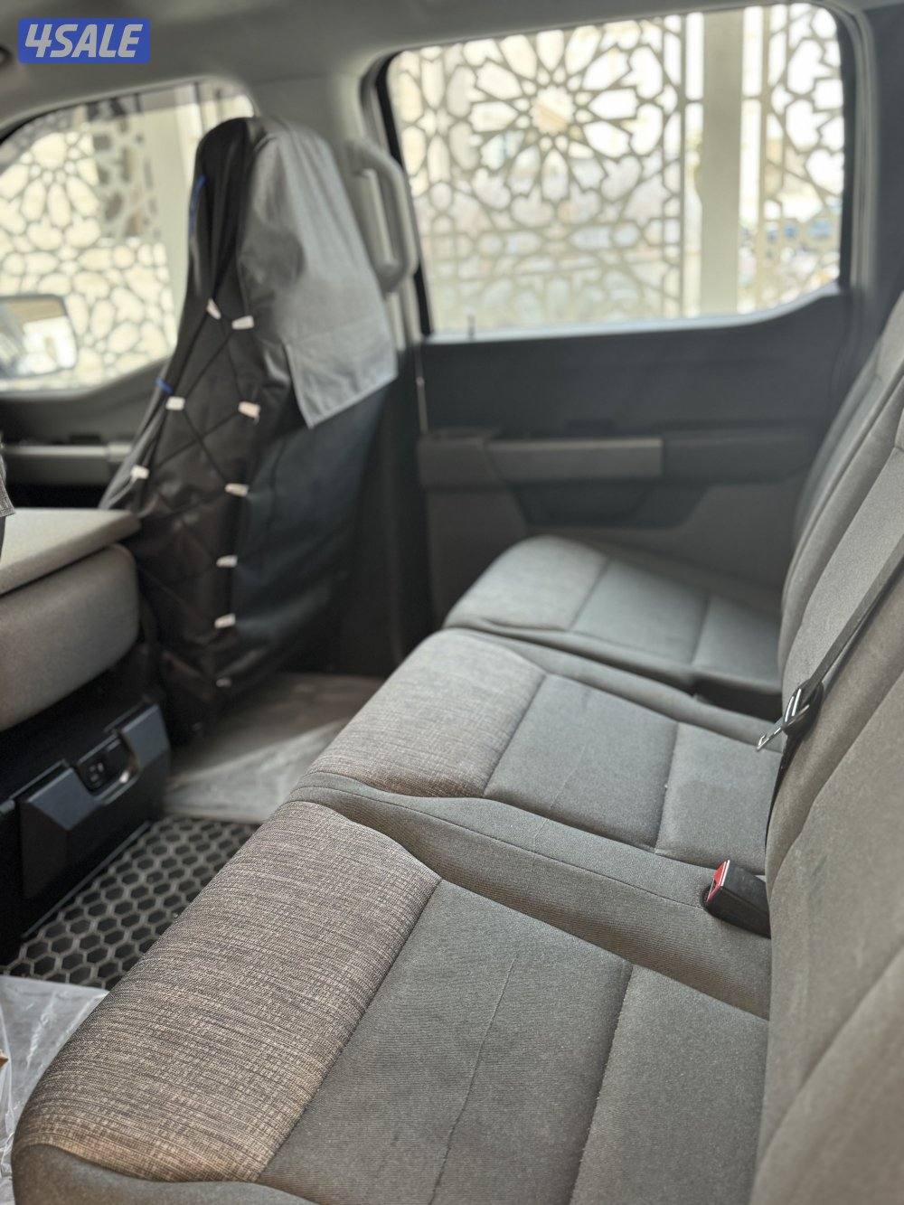 للبيع وانيت فورد 1505