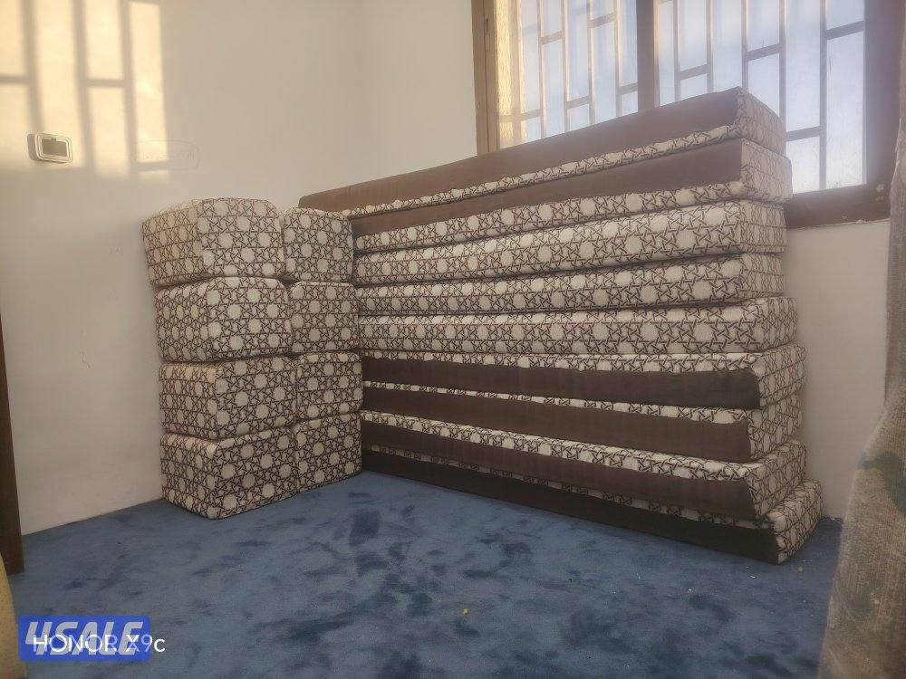 جلسة ارضى ١٨ متر بحالة ممتازه جدا جدا جدا3