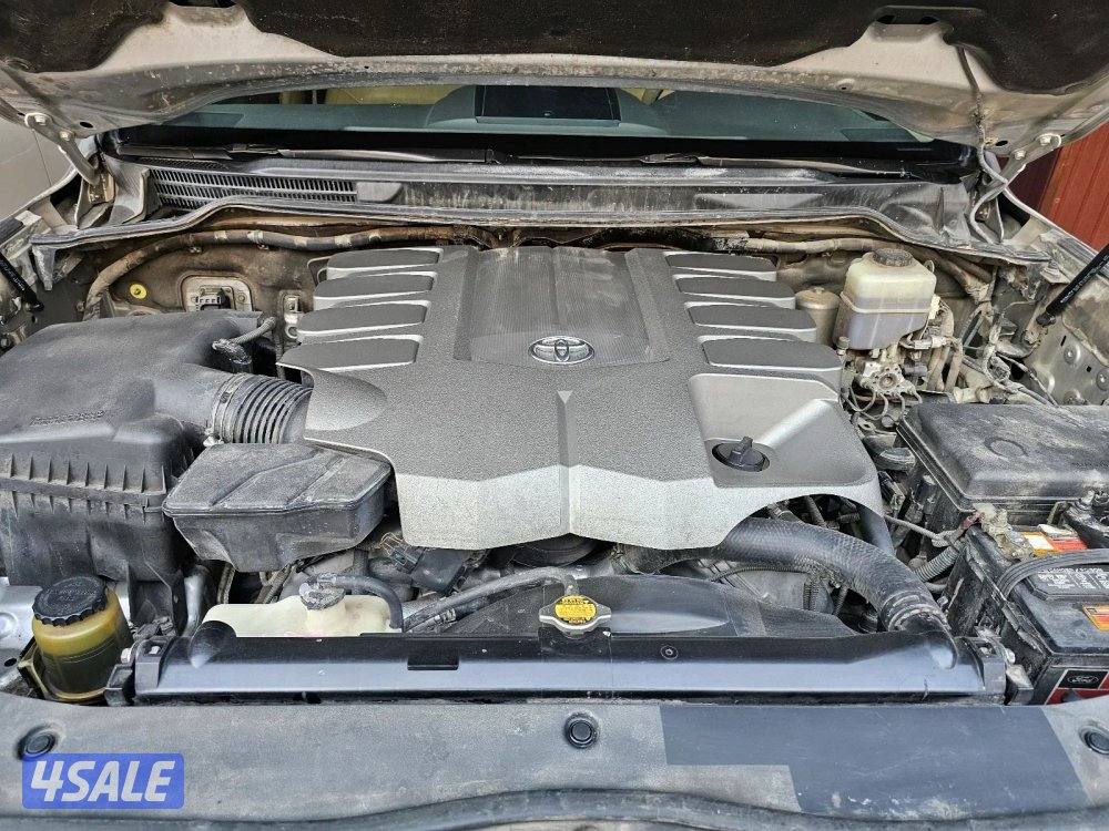 للبيع لاند كروزر GXR8