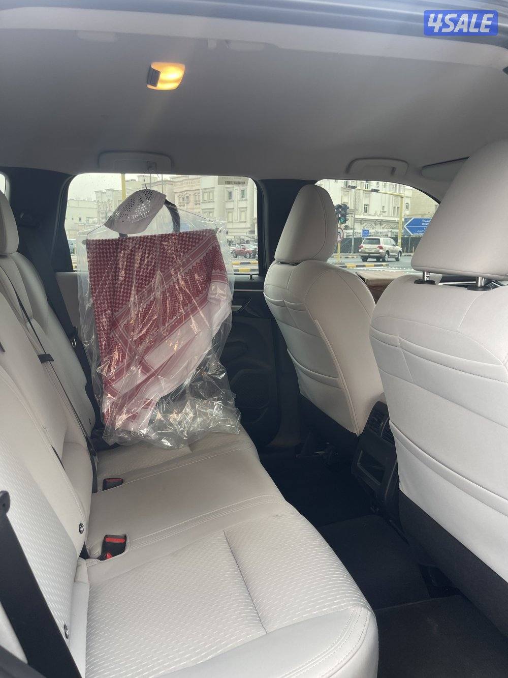 اوتلاندر تحت الكفاله 20283