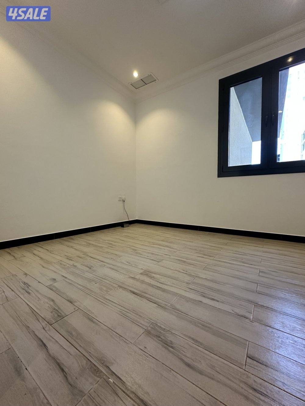 دوبلكس في صباح السالم مساحة ٢٠٠ متر5