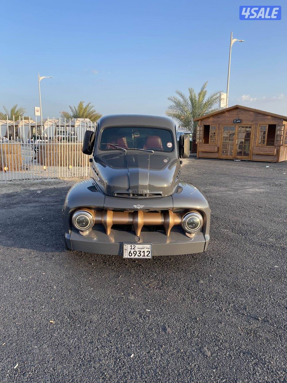 للبيع وانيت فورد موديل  F150 شرط الفحص موديل ١٩٥١2