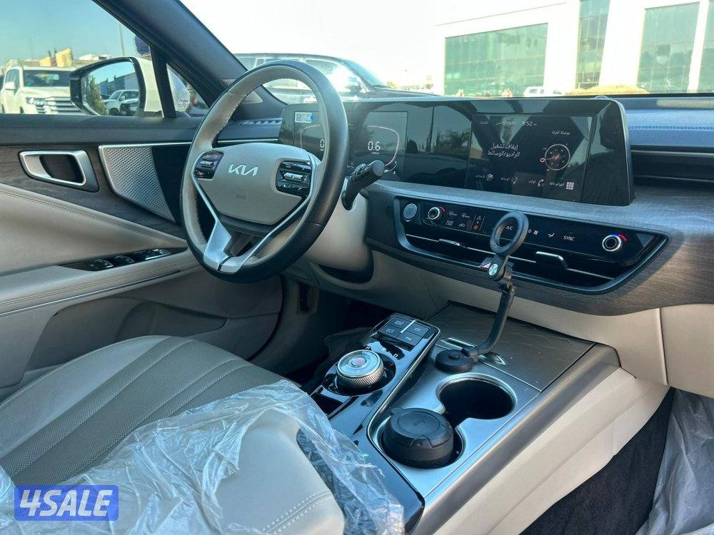 كيا-K8  موديل 2023 ماشى39.000 k.m وارد المطوع .صبغ وكالة4