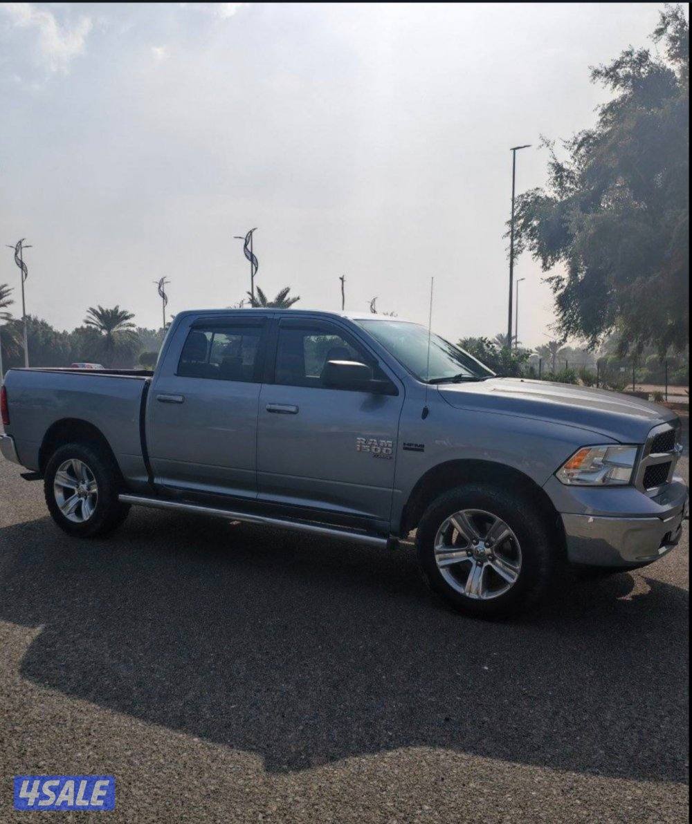 للبيع دوج رام slt دبل قير1