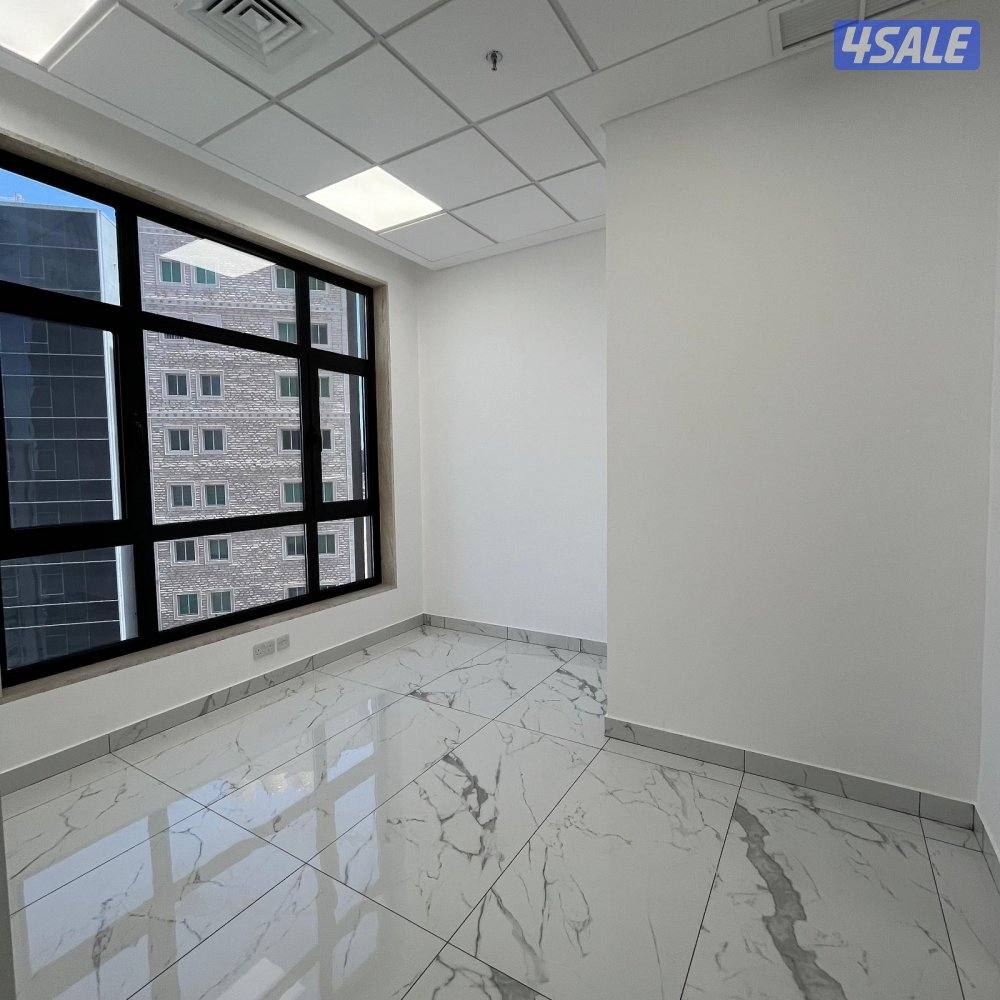 مكتب مع فترة سماح للإيجار أول مستأجر في القبلة قطعة 134