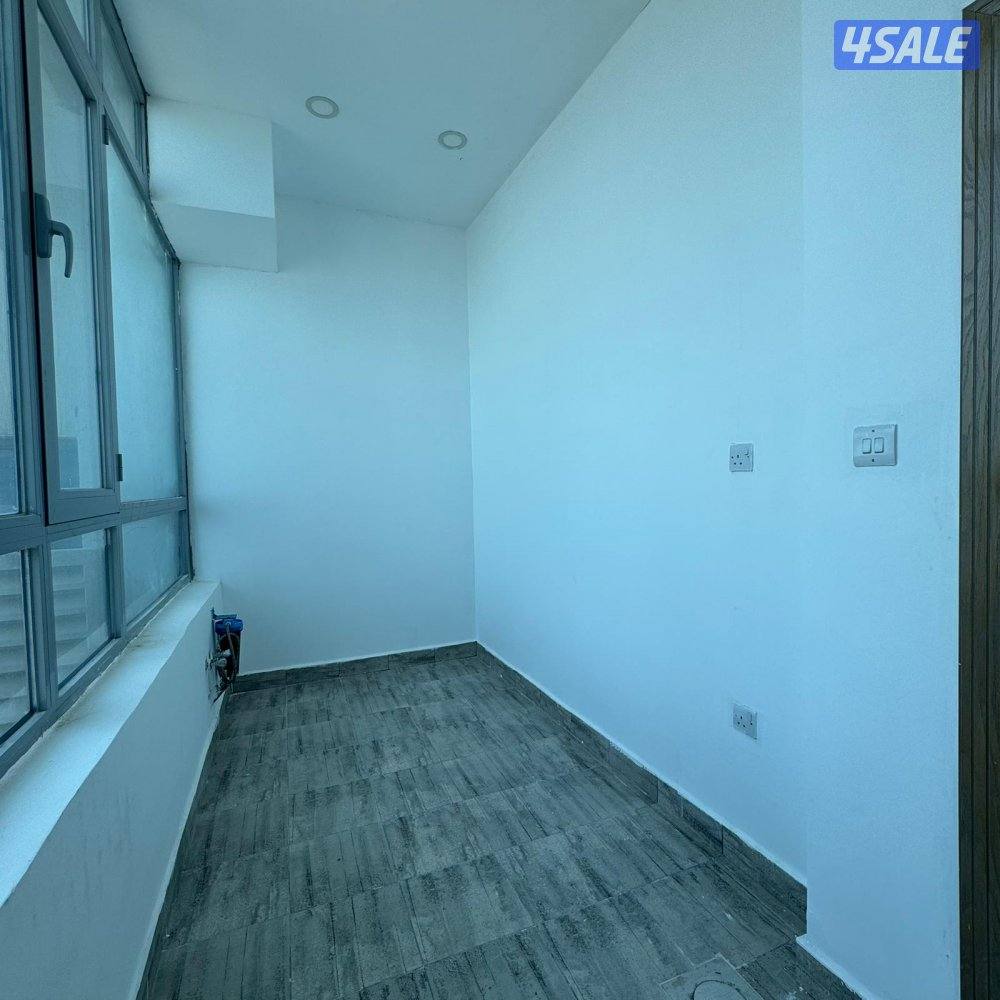 شقة إطلالة بحرية للإيجار في السالمية4