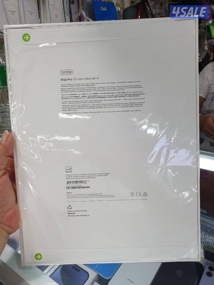iPad pro 13 inch 512gb used available here0