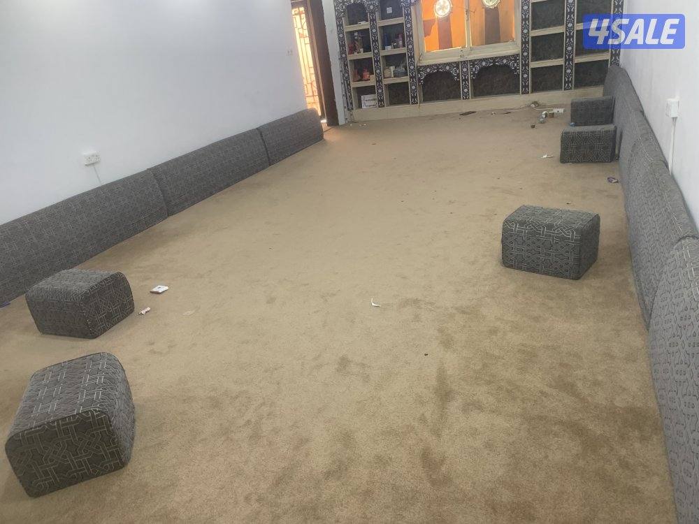 للايجار ربع اسطبل في الاحمدي11