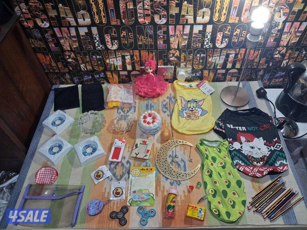 مجموعة متفرقات وديكوربحالة ممتازة2