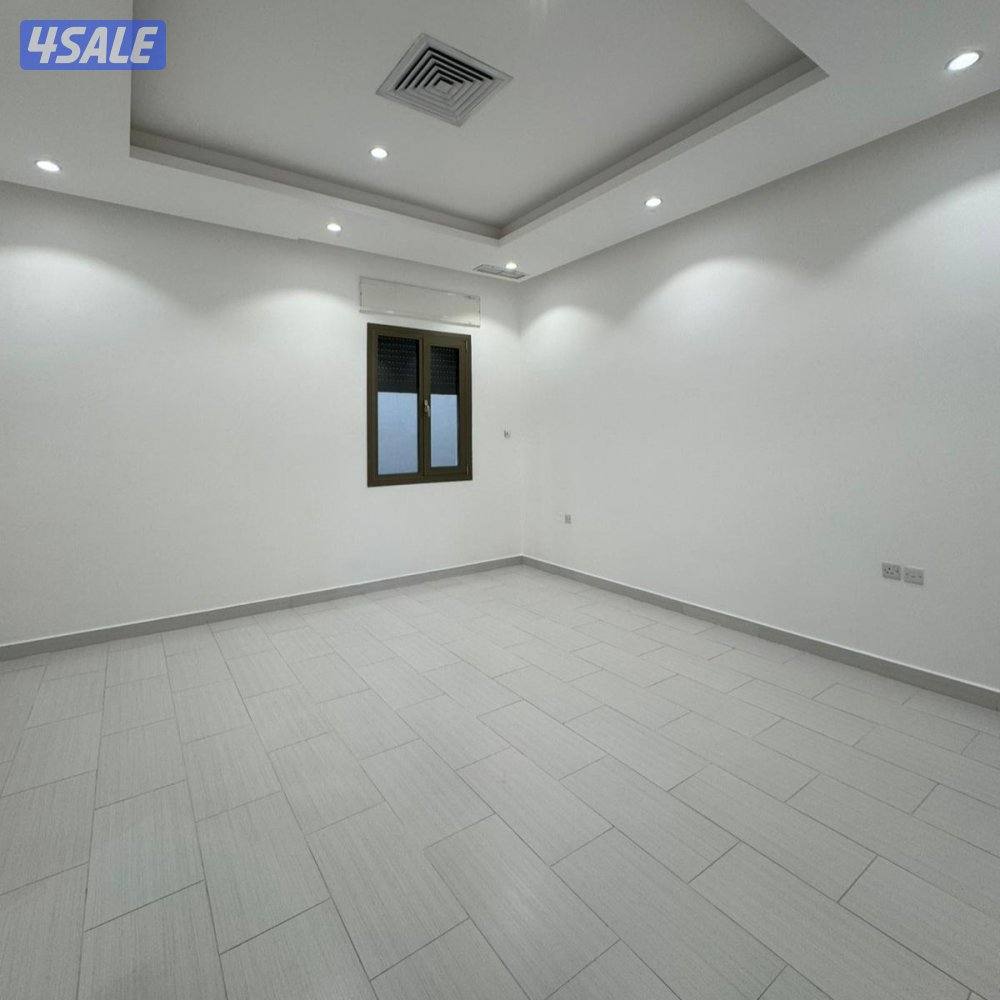 تريبلكس 3 أدوار للإيجار في سلوى5