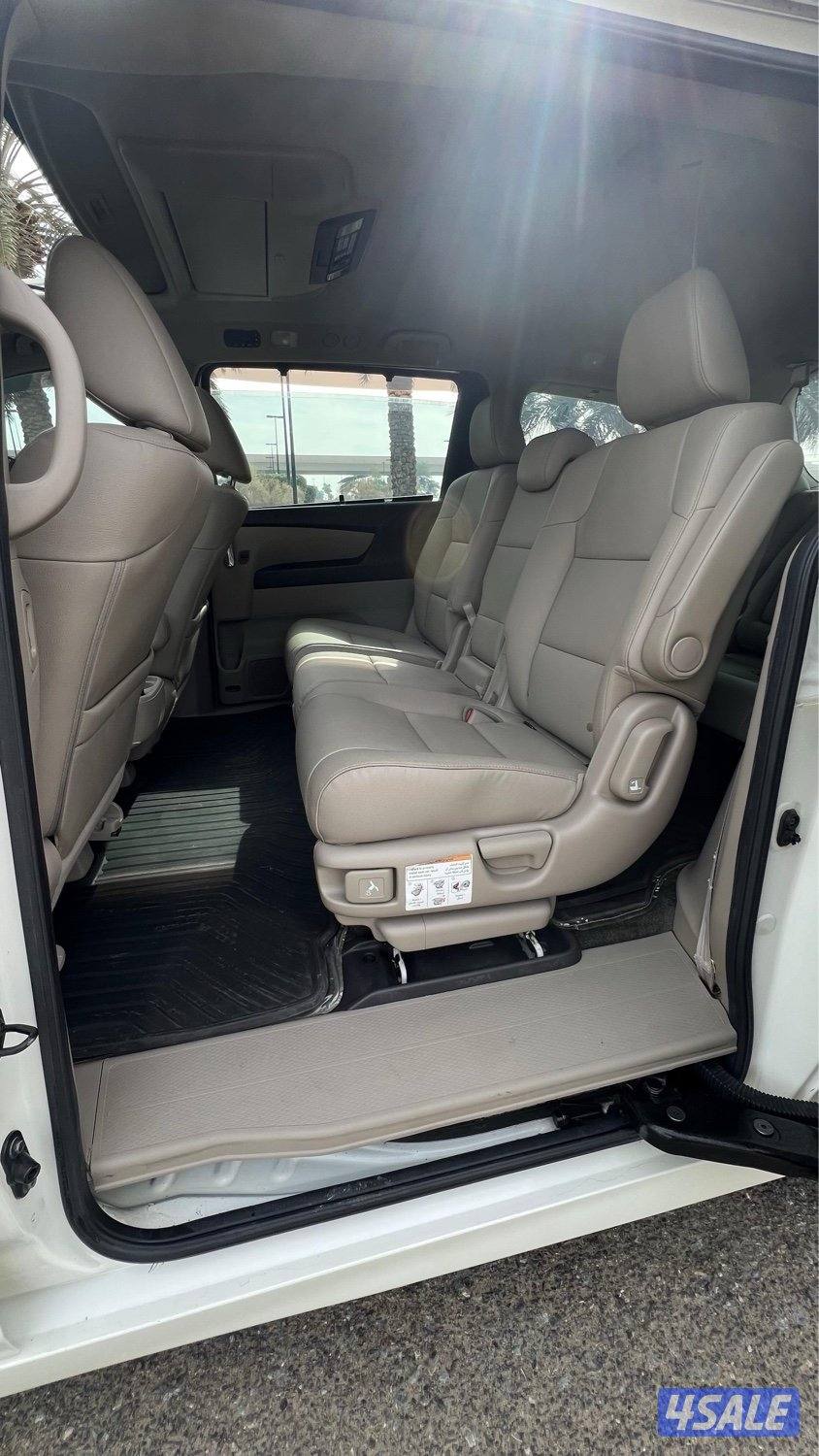 هوندا اوديسي العائليه 2016 نظيفه جدا كامل المواصفات شرط الفحص11