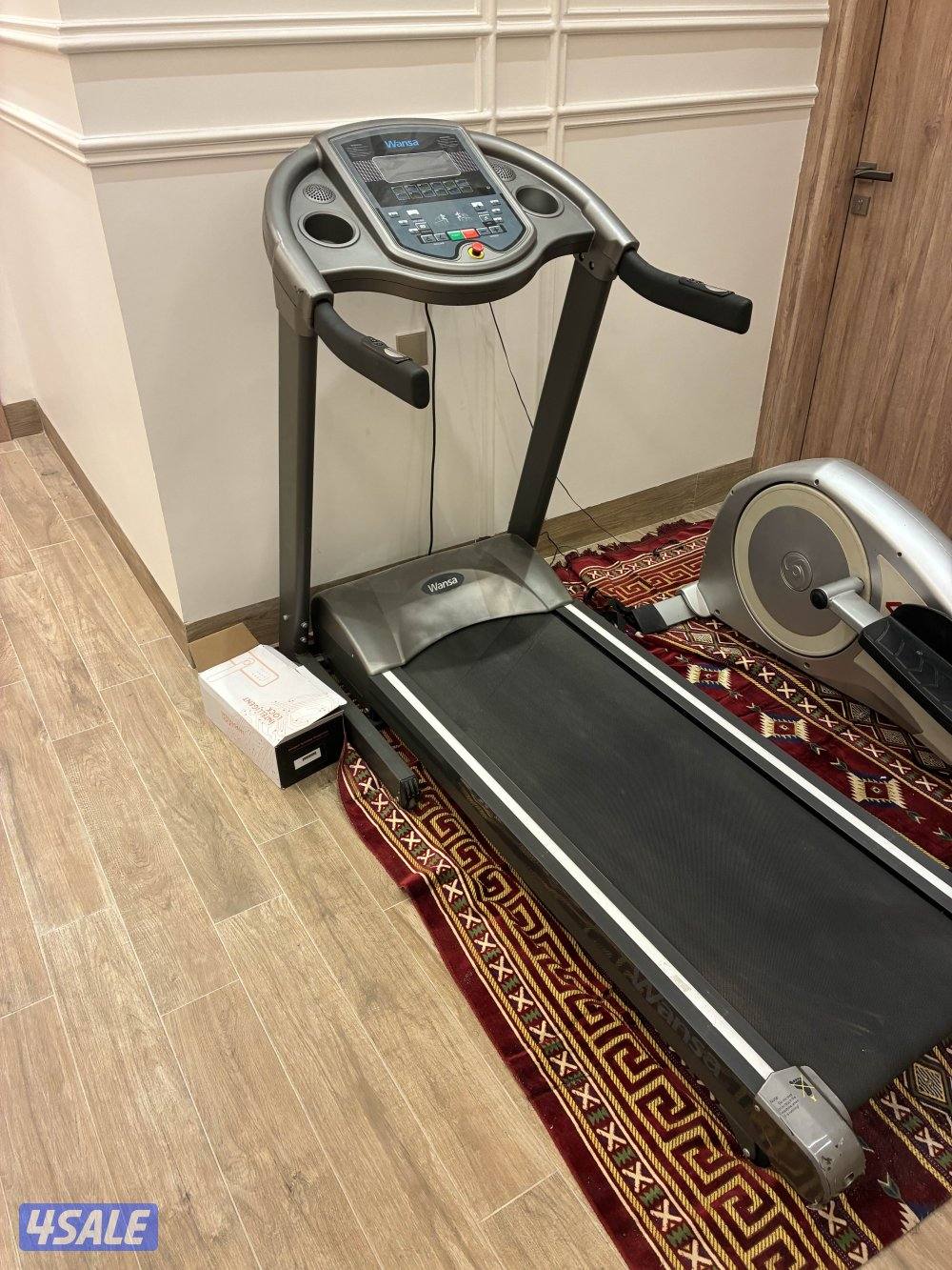 للبيع جهازين قاري ومشي2