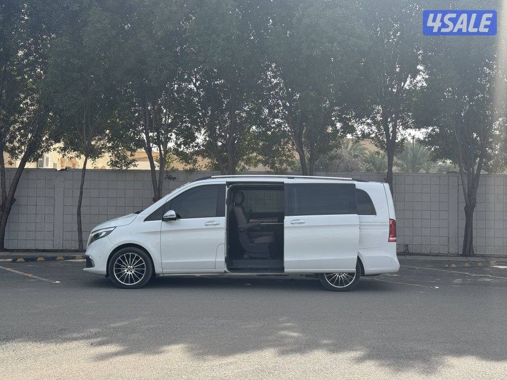 للبيع فان مرسيدس V-Class 2502