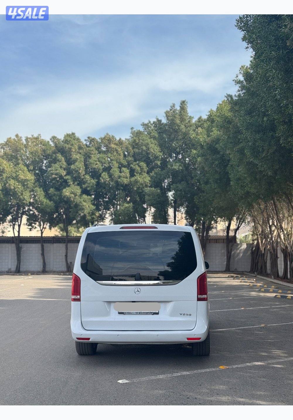 للبيع فان مرسيدس V-Class 2504