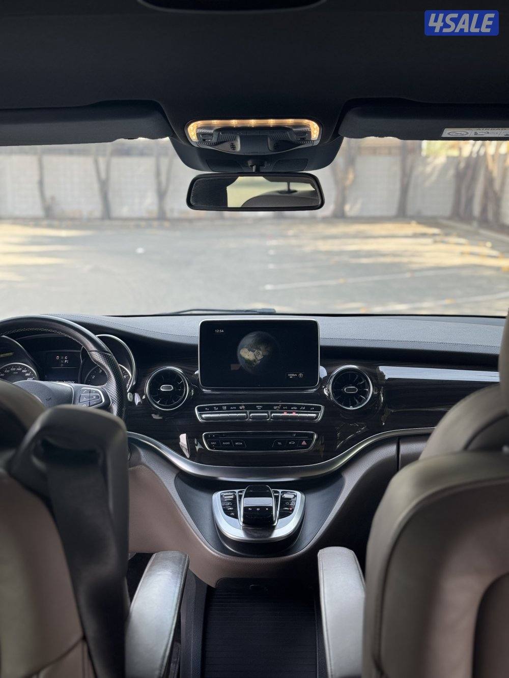 للبيع فان مرسيدس V-Class 25010