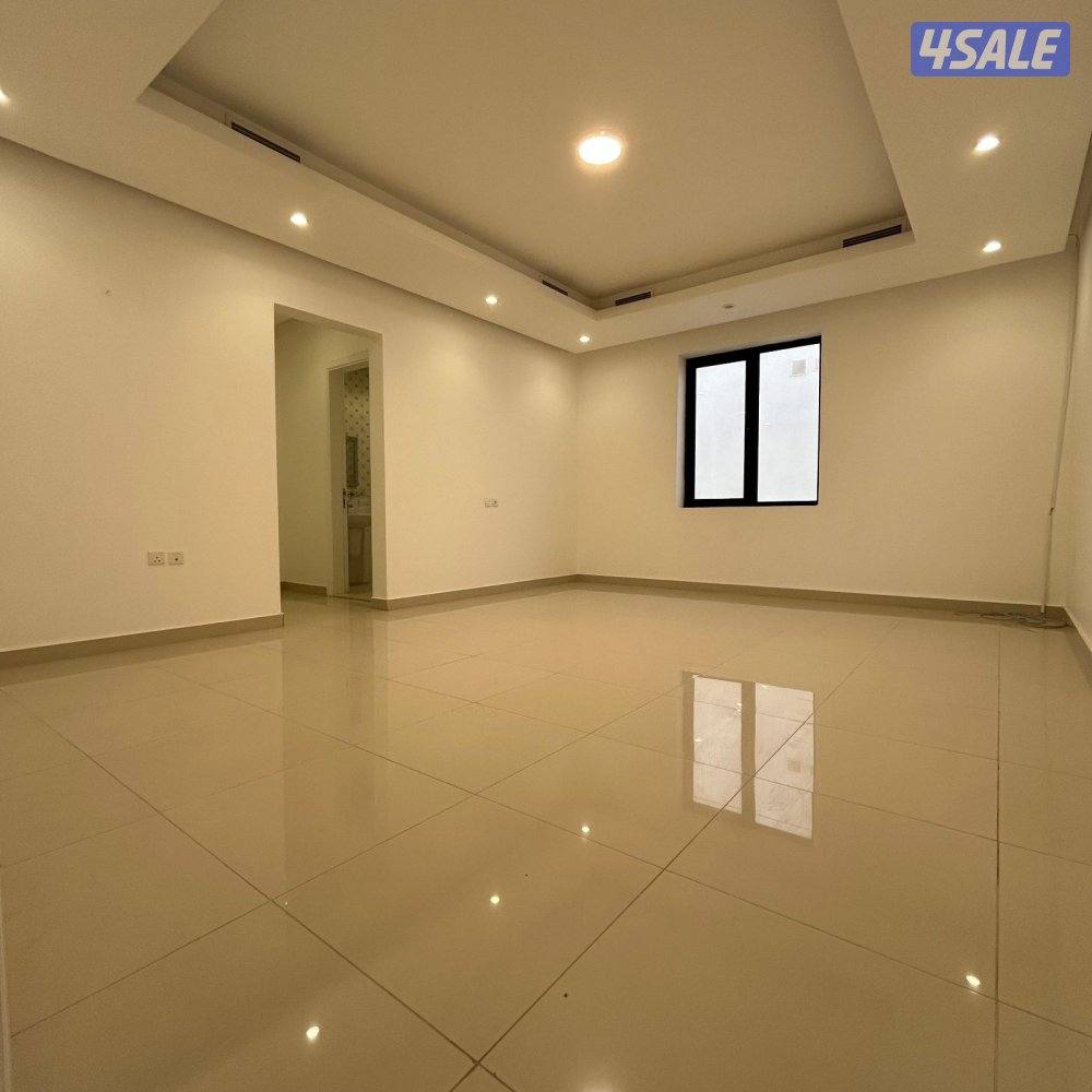 دوبلكس للإيجار في الفنيطيس قطعة 36