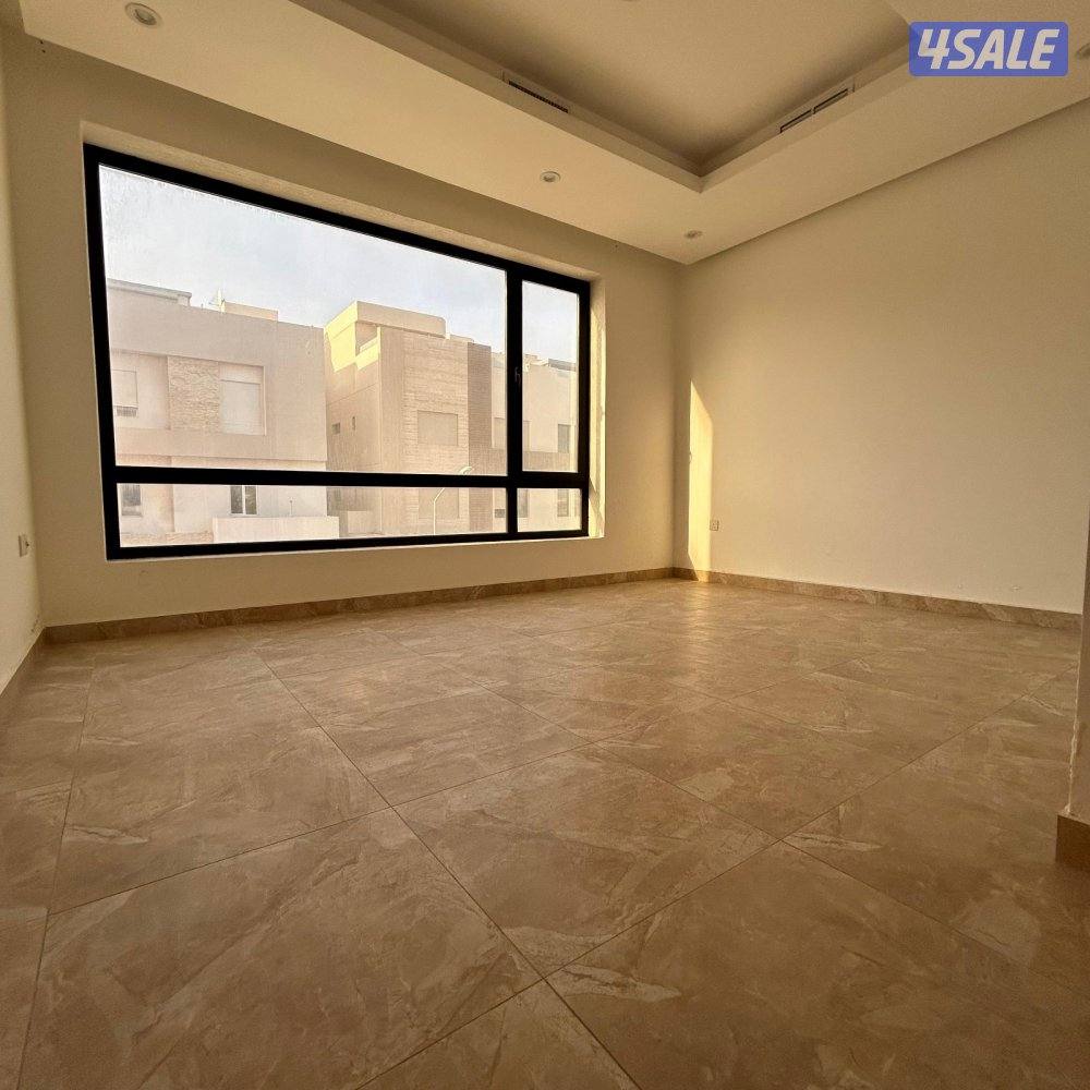 دوبلكس للإيجار في الفنيطيس قطعة 38