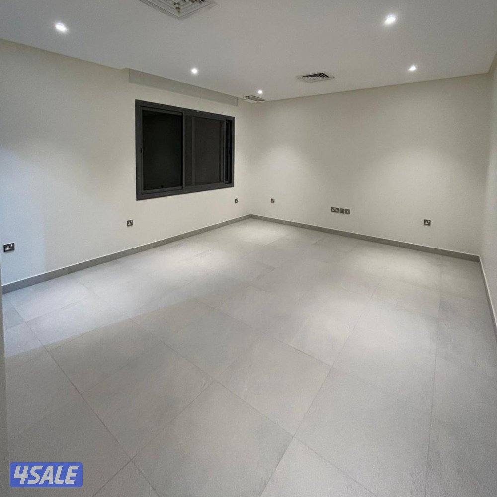 دور كامل سكني للإيجار في غرب مشرف4