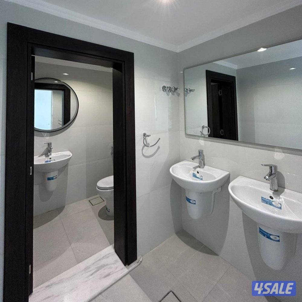 دور كامل سكني للإيجار في غرب مشرف7