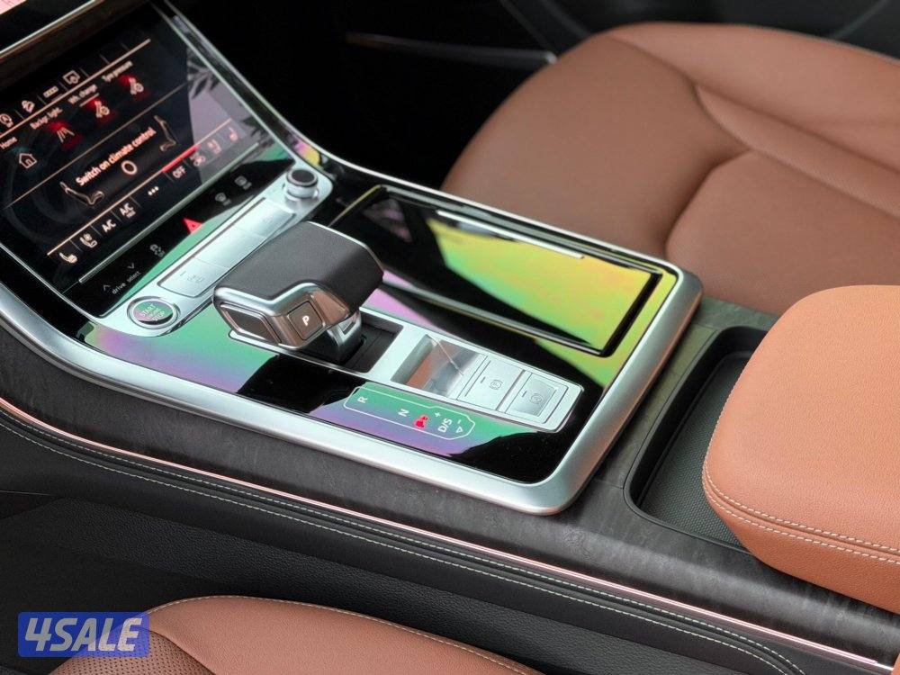 للبيع اودي Q7 S LINE موديل 2025 وارد فؤاد الغانم13